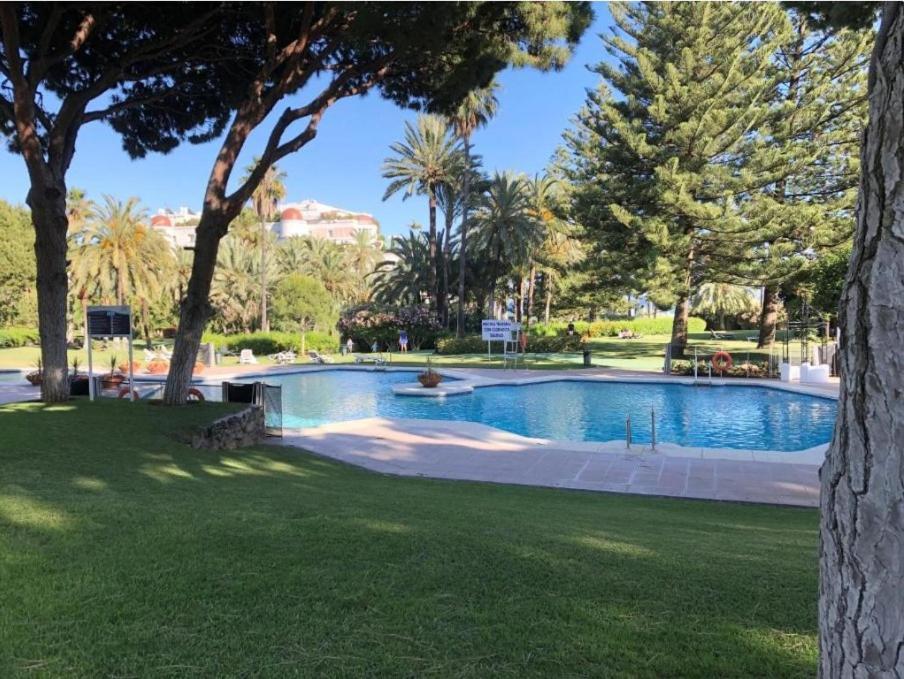 Playa Del Duque Apartment Ocean Club 1 ماربيا المظهر الخارجي الصورة